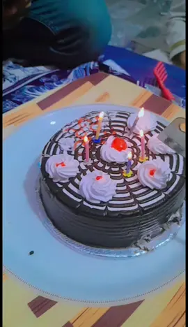 cake cutting my birthday