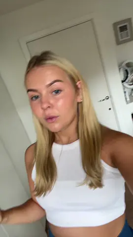 Use my discount code for 15% 'molly23'👖💕 @Halara_official   #halaramagicjeans ad