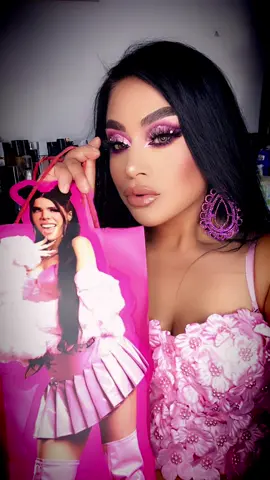 📌No se bebé pero ami me encanto esta colecciòn #yerimuaa x #beauticreations 😍🥰 #fypシ #parati #makeup #tutorial 