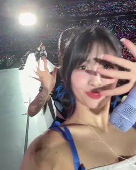 momo and nayeon concert video #momo #nayeon #twice #twicearchivedposts #fyp #foryou #foryoupage #trending #viral 