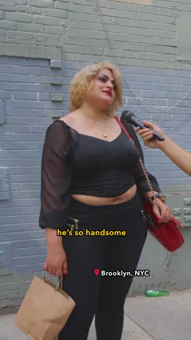 She loves LUCKI