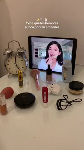 🧴🤍✨🫧 #fy #GlowUp #skincare #beautysecrets #voguebeautysecrets #sephora #kyliejenner #kylie #fypシ 