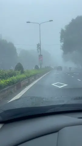 Sương mù Phố núi Pleiku !!! #trending #xuhuong #pleikugialai 