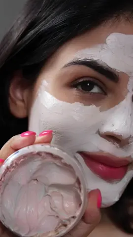 Fully inhale your dreams using our I scream for ice cream Face mask & Skin drench face gel and completely exhale manifestation of it 💭 @yasminkarimi  I scream for Ice cream benefits✨ • Heals scars & treats blemishes  • Stimulates the blood &improves circulation  • Lightens & Brightens dull complexion  Skin drench benefits✨ • Hydrates & plumps the skin  • Soothes irritation & redness • Nourishes dry patchy skin #yasminkarimi #yasminkarimiofficial #facemasks #beauty #fypp #fyp #treatment #