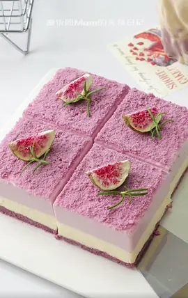 🍓🍰#mêđồngọt #banhngot🍰 #melambanh #foodtiktok #nauancungtiktokdouyin #khéotayhaylàm #banhmousse #banhkem 