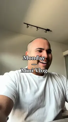 Mini Vlog - Monday 🤠 #dailyvlog #dayinmylife #mensaesthetic #workfromhome #trending #fyp 