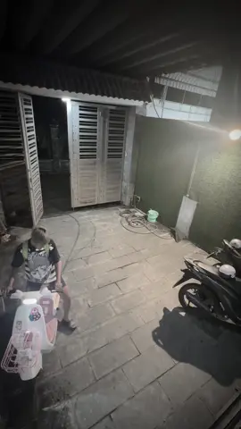 Đi làm mệt mỏi chỉ mong khúc bề nhà có em ☺️ #pthy #leanhtu 