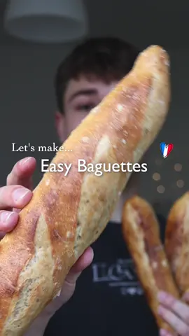 Easy French Baguettes 🥖👨🏼‍🍳 #EasyRecipes #homemadefood #breadtok 