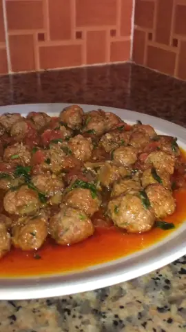 كفتة بطريقة مختلفة عن العادة رائعة جدا 🇲🇦🤤❤ for more recipes follow me :)                #Summer #maroc #marocaine #viandehaché #foryoupage #fypシ #bestrecipes #originalrecipes #عيد_الاضحى #مشاهدات_تيك_توك #الدار_البيضاء #الرباط #العاصمة #فاس_مكناس💛♥️ #فاس 