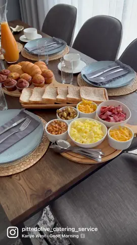 A family breakfast table. Food is the one thing that brings family together 😊#SAMA28 #foodtiktokfood #Foodie #breakfastclub 