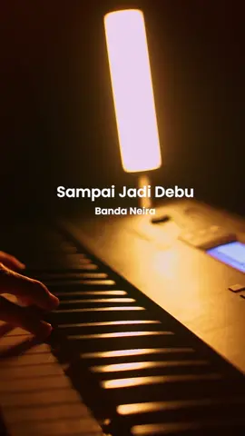 Sekali2 upload konten musik hhee #fyp #bandaneira #bandaneirasampaijadidebu #pianocover #piano #sampaikitatua #badaitelahberlalu #musikindonesiadispotify #indomusikgram #coverlagu #musikindie 
