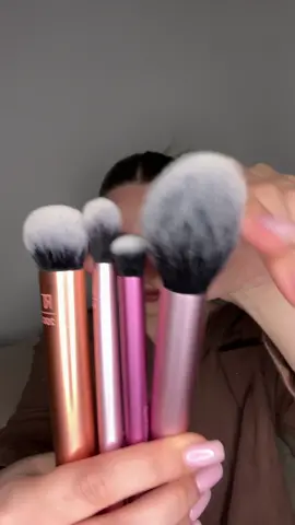 all time favs                                                           #shqip #albtok #fyp #brushes #makeup #albaniangirl #fypシ 