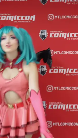 Montreal ComicCon Day 3!! Heart Hunter Miku! 💕 #montrealcomiccon #comiccon #montrealcomiccon2023 #hatsunemiku #hatsunemikucosplay #cosplay 