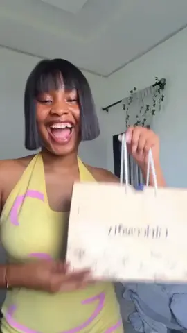 If you have not gifted your woman/sister a menstrual heating pad, i dont know what you are waiting for! Don’t you want her to have painless periods!   #girlproblems  #menstrualheatingpad  #periodrelief  #drugfree  #menstrualheatingbelt  #girlcessity 