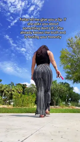 Most girls are undercover fbi agents when it comes to their man 😏😎