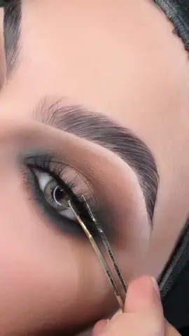 Found my new fav Lashes and lash glue. So easy to apply. Lashes are 90’s Baby by @TATTI LASHES 