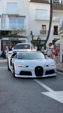 Bugatti Chirion Super Sport Hermes Edition 1of1 #fyp #bugatti #chrionsupersport #hermesedition #cars #puertobanus #virial #virial_tiktok #tiktok #parati #carspotting #carspotterspain #marbella #foryou #foryoupage #car #spain #banus #hypercar 