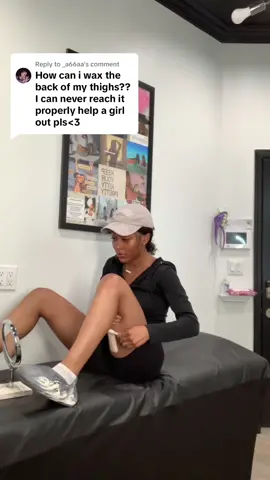 Replying to @_a66aa   Waxing the back of thigh has never been easier with a mirror🪞🤍 #waxingtipsandtricks #waxingtips #waxingathome #howtowaxathome #howtowax #howtowax #waxingvideos #waxing101 #waxpotwarmer 