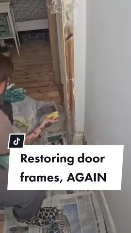 Slow and steady wins the race. 1 day closer to finishing redtoring all the original wood on this 5m landing! #restorationprojects #restoring #paintstripping #paintremoval #leadpaintremoval #renovation #renovationproject #homeimprovement 