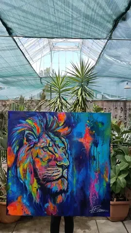 This piece is now with it's new owner all the way in Vienna, Austria! what do you think of it? #lionpainting #paintingreveal #abstractpainting 