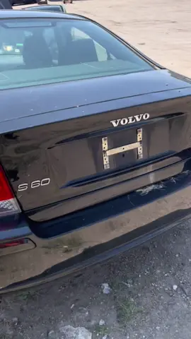 #volvo #volvos60 #swedishcars #mechanicsoftiktok #badtransmission #manualtransmission #junkyard #autorecycling #autopartscity 