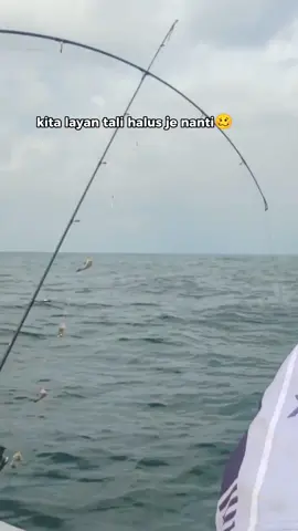 masa² macam ni la nak disambarnya🤣🤣 #ikan #mancing #hobi #kerapu #haruantasik #tenggiri #CapCut 