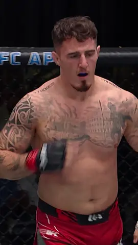 Tom Aspinall is BACK! #tomaspinall #UFC #mma 