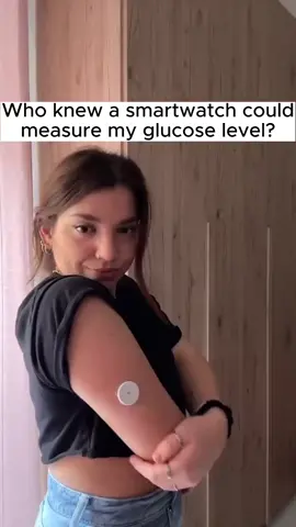 Discreet & non-invasive blood glucose measuring. A smarter way to track your blood sugar levels. #watch #alldayhealthmonitoring #mesaurement