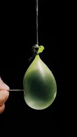 Water balloons being ridiculously satisfying #waterballoons #satisfying #slowmotion #balloonpop 