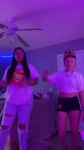 #fyp #fakebody @Brylee🤩 yall ntm again shes 13😹.