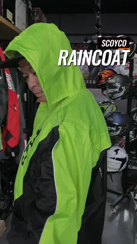 Looking for a durable Raincoat? Yellow basket down below ⬇️ Checkout now! 🛒 #scoyco #raincoat #motorcycleneeds #davaotlcmotomart #motomart 