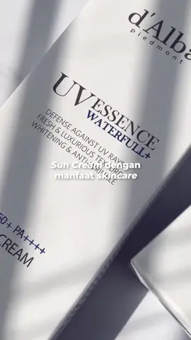 Yuk lindungi kulit kamu dengan #dalba Waterfull Essence Sun Cream! Check out produknya sekarang & nikmati diskon 20% exclusive di TikTok Shop d'Alba✨ #dalbaindonesia #uv #sunscreen #spf