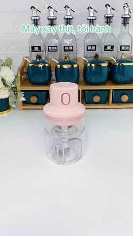 Máy xay mini cầm tay dùng pin sạc 2 lưỡi dao siêu bén xay tỏi ớt hành, thịt...