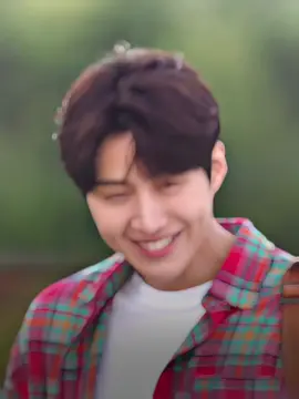He's such a green flag 😭 // ib: @ozu ♚ Sc: jfklscenepacks // #hometownchachacha #dusik #hongdushik #chiefhong #kimseonho #kdrama #sdf_edits_ #fyp #4u #stereolove #aftereffects #edits 