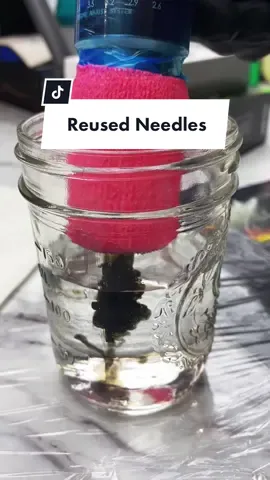 Buy quality cartridges and reuse them! On fake skins, ONLY! #learntotattoo #beginnertattooartist #howtotattooforbeginners #tattootips 