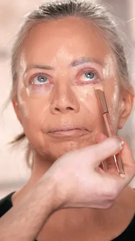 Who's ready for this GLAM makeover?! 🙋🏻‍♂️  In this tutorial, I focus on prepping Brenda's mature skin with hydrating skincare and accentuating her naturally beautiful eye-shape 🥰 The full tutorial is now LIVE! 👨🏻‍🎨 - SKINCARE: Superfood Facial Oil by @ELEMIS  X CONTOUR: Major Sculpt Bronzer by @Patrick Ta Beauty  X POWDER: Translucent Setting Powder by @onesize  X BROWS: Brow Powder Duo by @ABH Cosmetics  X EYES: 