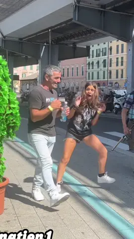 Father and daughter 🤣🤣🤣🤣#zamonination #funnyvideos #scare #bushmanprank 