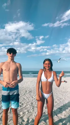 @BenSteinberg14 #over21 #itsabathingsuit 