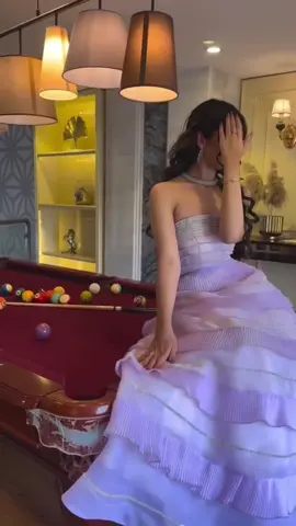 260﷼ #pov #explore #فستان_الهبه #فساتين_فخمه #فساتين_مراهقات #فساتين_زواج 