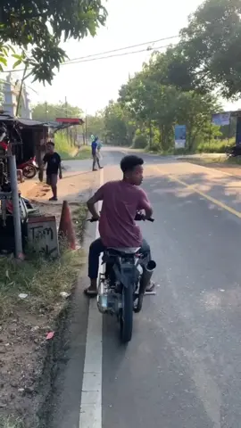 ngikut trend#fyp #viral #tsid🇮🇩 #vario #vario150 #variomadura #variomodifikasi #varionistyindonesia 