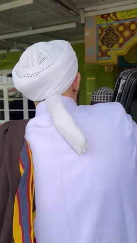 perjumpaan dengan tuan guru Ahmad Sanusi bin Ibrohim guru jaro di  tabalong