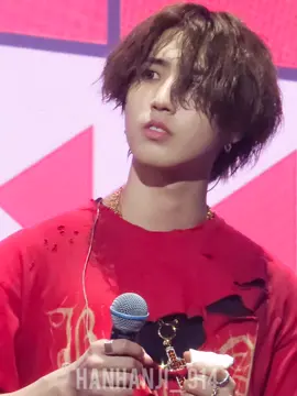 I love his long hair so bad #han #straykids #hanjisung #lollapalooza2023 #skzstay #foryou #fyp 