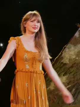 FOREVER PROUD OF YOU @Taylor Swift U DESERVE THE WHOLE WORLD ❤️🌍 #swifttok #taylorswift #swiftie #erastour #fyp 