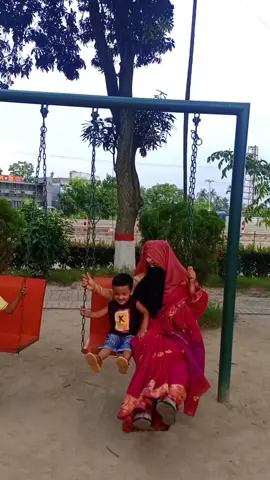 জীবনের সব সময় এক রকম যায় না  কখনো রঙিন কখনও উৎকট কালো!!  সব শেষে তুমি শূন্য.....  এতো স্বপ্ন এতো চাওয়ার শেষ টা কিন্তু শূন্য।#foryou 