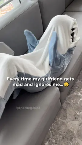 When my girlfriend’s all mad…😬#sharkblanket #shark #blankie #meg2 #themeg2 #themeg 