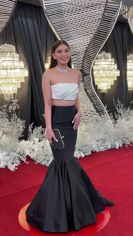 #AshleyOrtega keeps it simple and sweet at the #GMAGala2023 