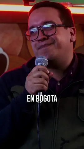 Compartalo con su costeño de confianza. #standup #standupcomedy #humor #risas #comedia #comediante #gordo #comediantegordo #gabrielmurillo 