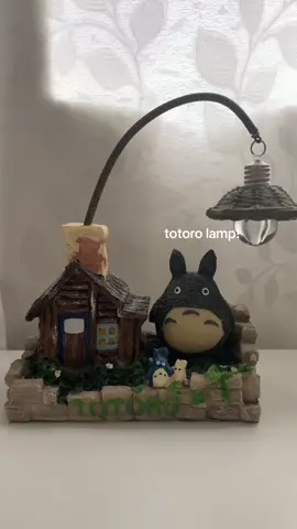 esta muy bonitoo 🌱 #totoro #studioghibli #unboxing #fyp #fypシ #videodiary #Aesthetic #foryou #Anime #vintage #pinterest #xyzbca #y2k #lifelately #Vlog #dump #unboxingvideo #totorolamp #fypp 