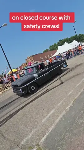 went to a little get together today and saw this awesome truck #simonsaysgarage #dilligaf 