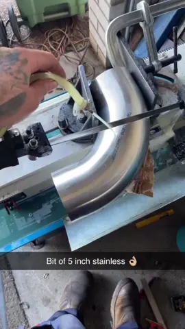 5 inch custom stainless snorkel #nav #fabrication #custom #welding #4x4 #4x4offroad #d40 #builtnotbought #4wdaustralia #stainless #5inch #snorkel 